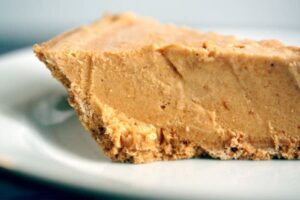 pumpkin-ice-cream-pie pumpkin-ice-cream-pie