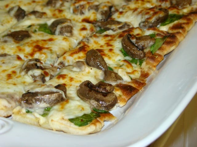 Alfredo, Mushroom, Spinach Grilled Pizza