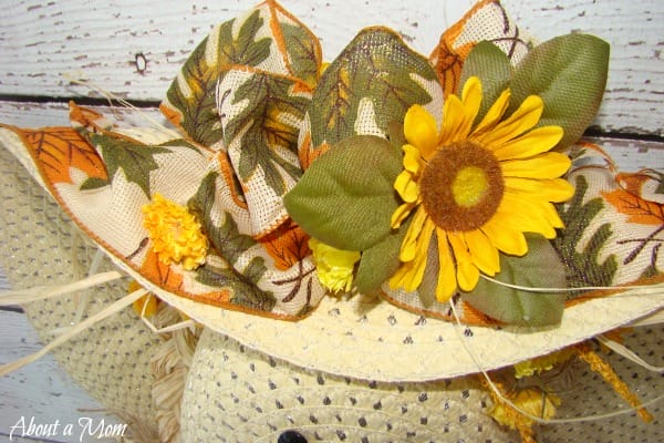 Straw Hat Scarecrow Fall Wreath