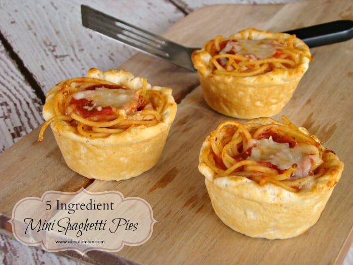 Make mealtime fun with this delicious 5 ingredient recipe for Mini Spaghetti Pies.