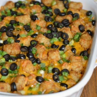 This Taco Tater Tots Casserole is simple to make, budget-friendly and a meal the whole family will enjoy. With all the flavors of a taco, this tater tot casserole goes great with a side salad for an easy meal. This 30-minute meal is perfect for a busy weeknight.