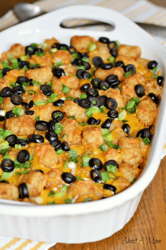 This Taco Tater Tots Casserole is simple to make, budget-friendly and a meal the whole family will enjoy. With all the flavors of a taco, this tater tot casserole goes great with a side salad for an easy meal. This 30-minute meal is perfect for a busy weeknight.
