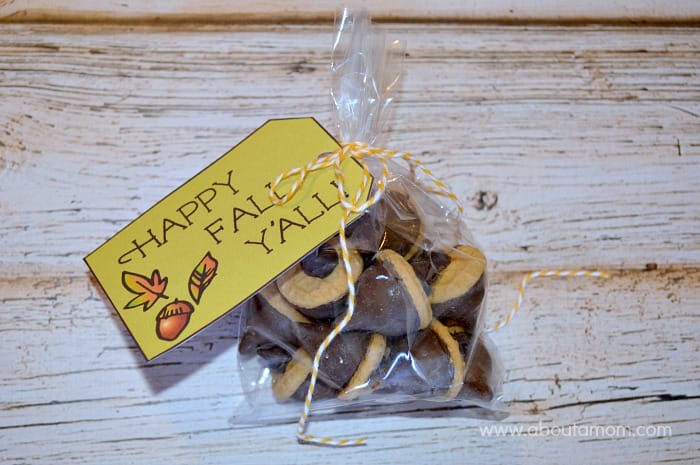 Acorn Candy Kisses with Free Printable Fall Gift Tag