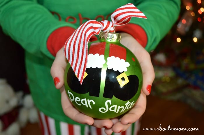 Personalized Christmas Ornaments from Chasing Fireflies 