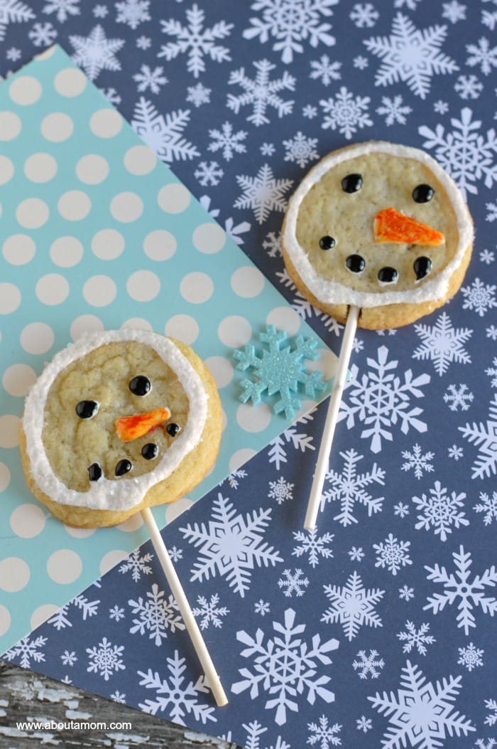 Super Easy Snowman Cookie Pops - About a Mom
