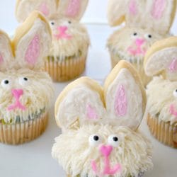 Easter Bunny Cupcakes made oh-so easy with a Bakery Crafts decorating kit!