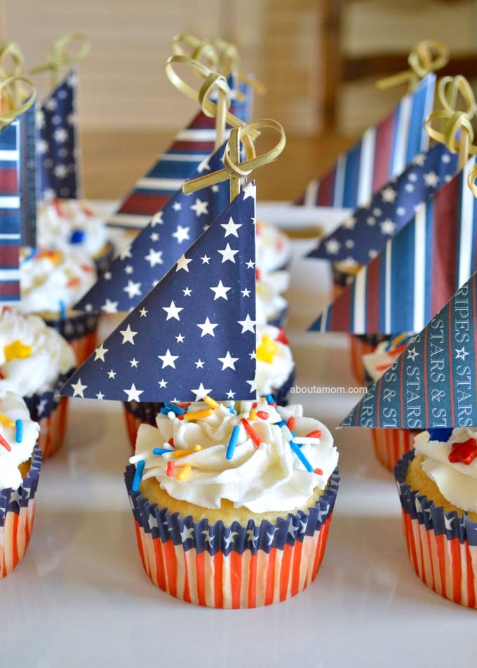 Sail into summer with these fun to make Patriotic Sailboat Cupcakes. These are a great patriotic dessert for your summer parties. Anchors Aweigh!