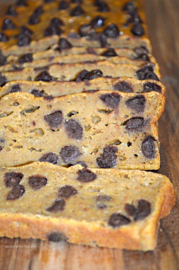 Chocolate Chip Pumpkin Banana Bread is a good quick bread to make during the fall and holiday season. Dotted with chocolate chips, this flavorful bread is incredibly moist thanks to the addition of Greek yogurt.