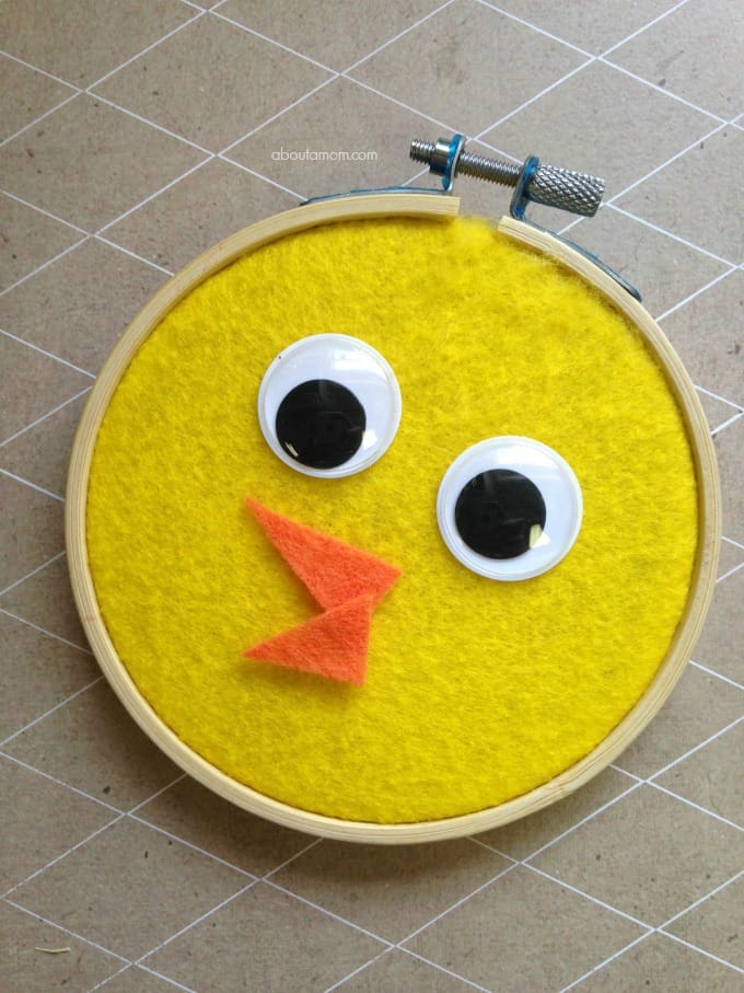 Easter Chick craft Wall Hanging Craft- final craft