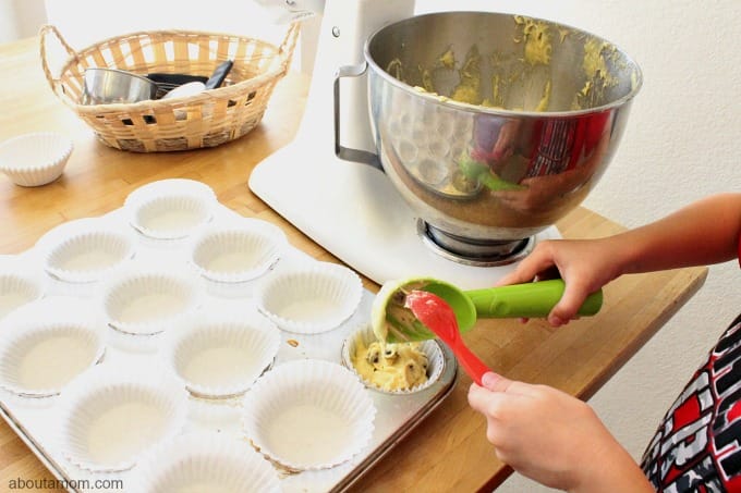 How to Make Gluten-Free Chocolate Chip Banana Muffins with Kids
