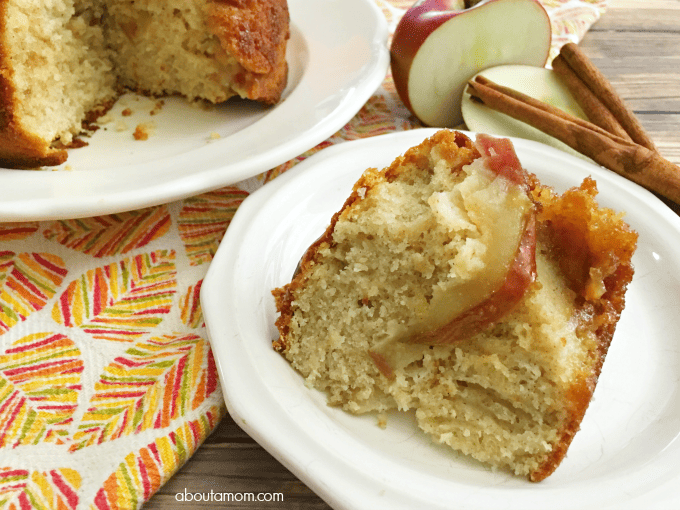 Pineapple Upside-Down Cake has met its match! This Apple Upside Down Cake captures the flavors of fall, and couldn't be any simpler to make.