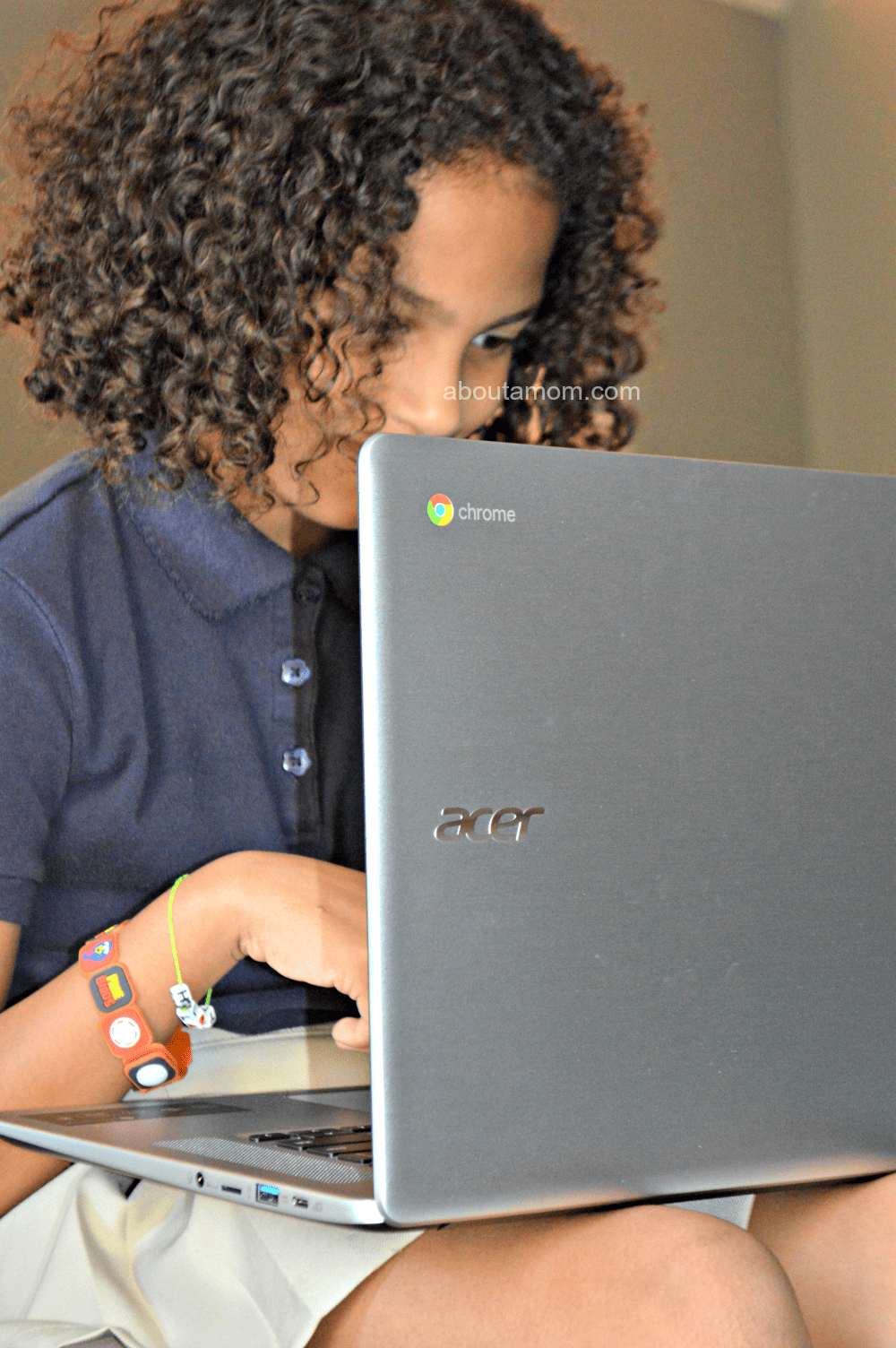 With a larger display, long-lasting battery life, and the ability for multiple users, the Acer Chromebook 15 is ideal for family sharing. This affordable Chromebook has a lot going for it.