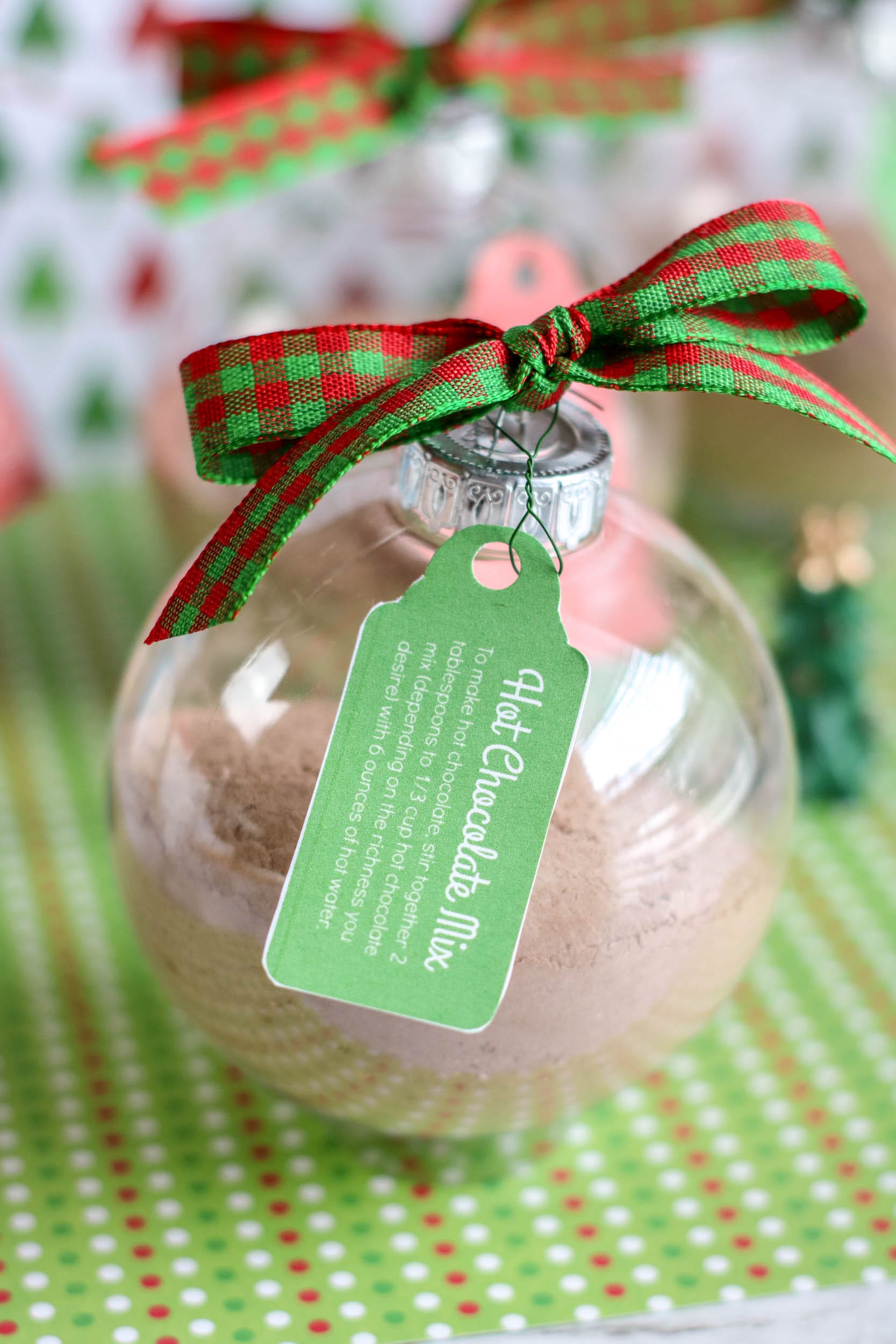 Homemade Hot Cocoa Mix - including printable gift tags!