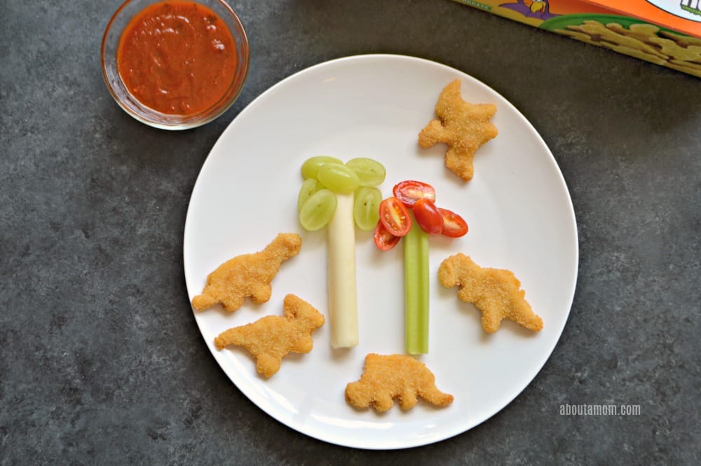 Making mealtime fun encourages kids to eat more healthy foods. Here's a nutritious and fun after school snack idea with Yummy Dino Buddies dinosaur-shaped nuggets.