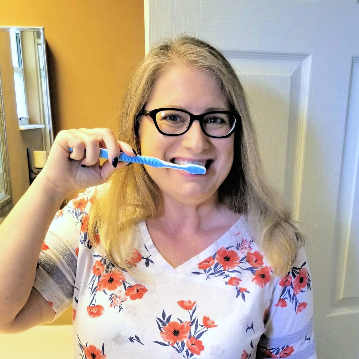 Have you been at all curious about brushing with charcoal toothpaste? Whether you’re relatively new to brushing with charcoal or haven’t yet tried this trend, Crest has a brand new Crest 3D White Whitening Therapy with Charcoal paste that you simply have to try!