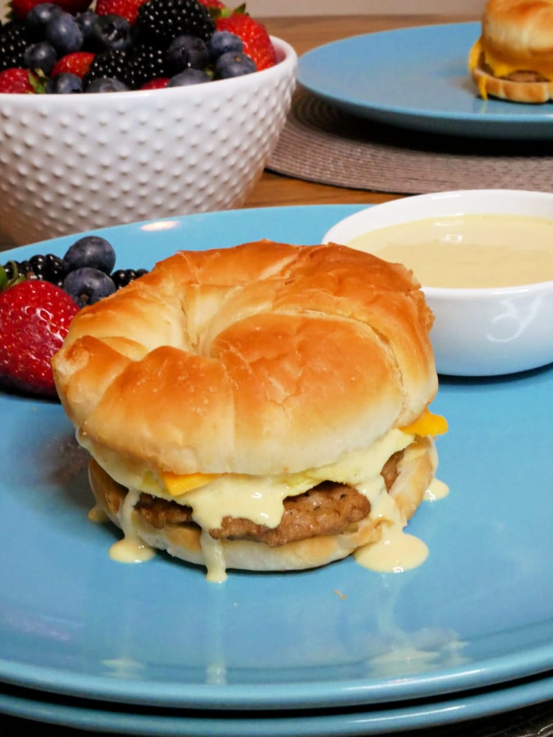 Need back to school breakfast inspiration? Behind every student’s success and accomplishment is a full tummy and now is a terrific time to stock up on your favorite Tyson back-to-school foods at Publix. Make this Jimmy Dean® Sausage Egg & Cheese Croissant Sandwich with Maple Dijon Mayo. It's a delicious and quick breakfast for busy school days.