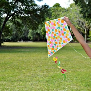 Kite flying is such a fun spring activity, especially when it is a homemade kite. These step-by-step instructions on how to make a kite will make your DIY kite project a breeze.