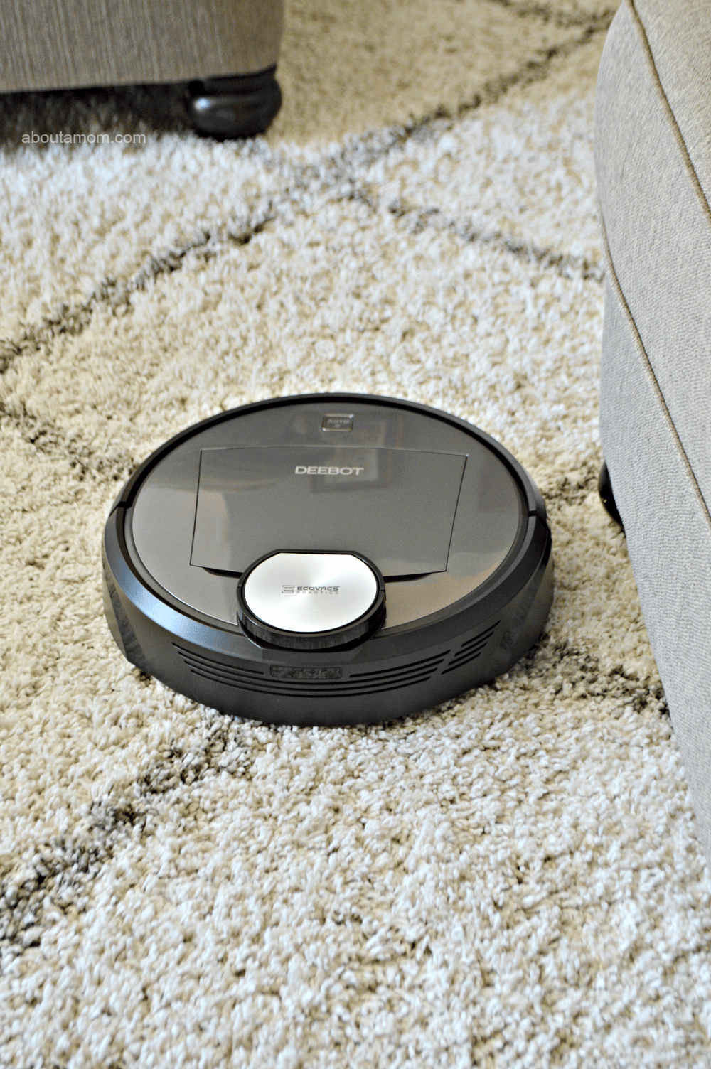 The only thing mom would want more than the R95, would be if you would clean the house everyday for her. Since no one wants to sign up for that, giving her the DEEBOT R95 robot vacuum is the next best choice.
