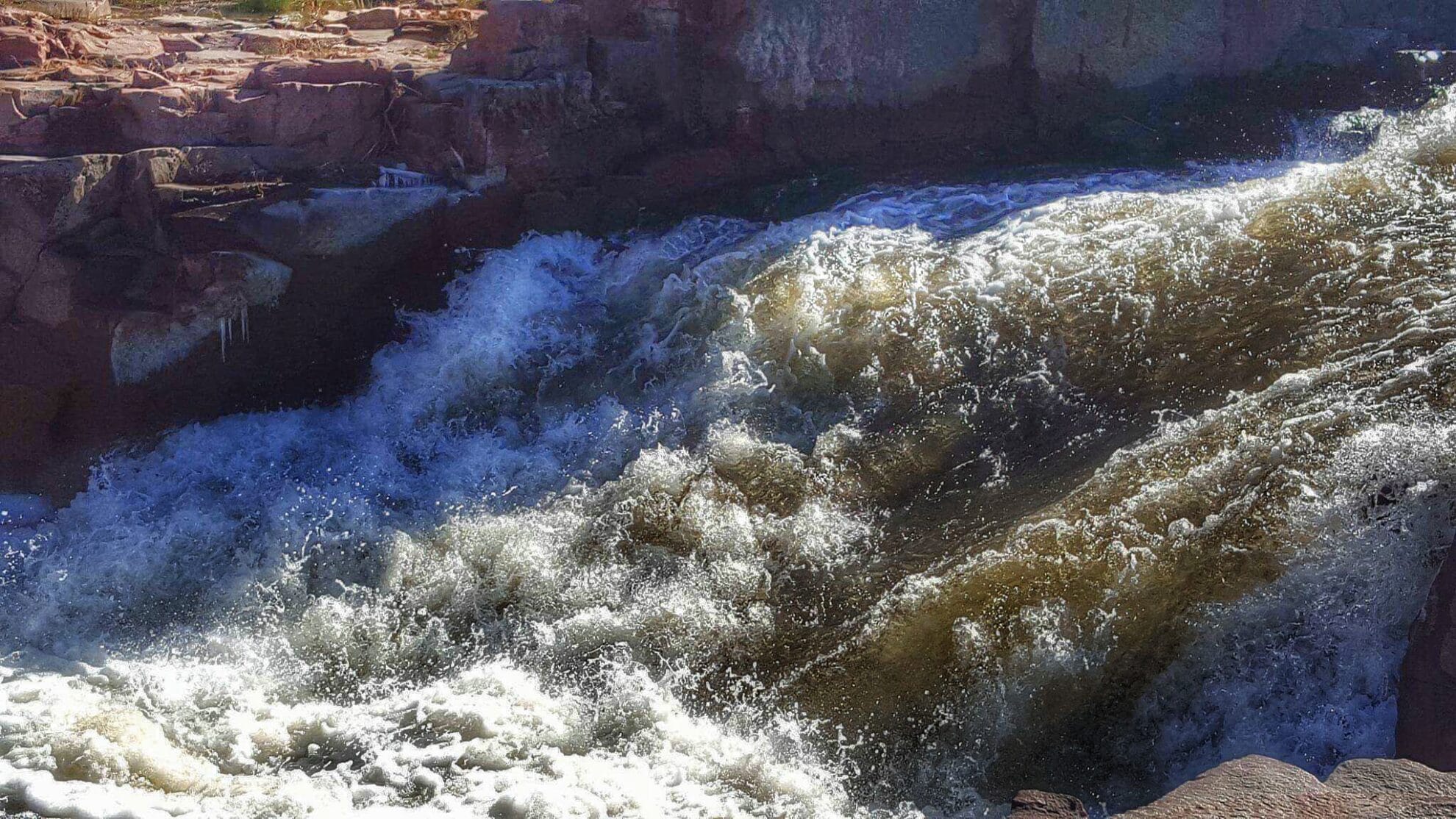Known for its outdoor activities, restaurants, art and culture, Sioux Falls is a great place to visit for a weekend getaway getaway or family vacation.