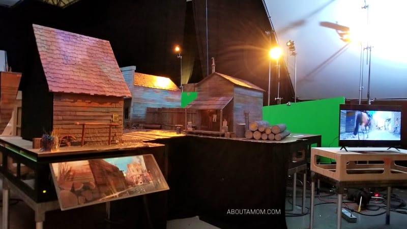 MISSING LINK is in theaters on April 12, 2019. Hear what some of the artists and production team have to say about the making of the film, and go behind-the-scenes on the set of MISSING LINK at LAIKA Studios in Portland.