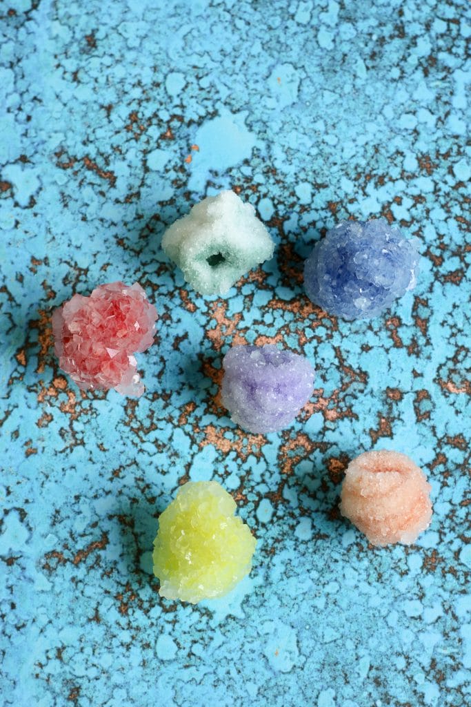 This Borax Crystals science experiment is a fun chemistry lesson for kids. Kids are going to be amazed watching these crystals form. This is a terrific learning activity to do with the kids, especially if you are homeschooling.