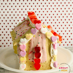 If you are a fan of making of gingerbread houses for the Christmas holiday, then this cute little Valentine's Day themed project is for you. This Valentine's Day Pop Tart House is such a fun, creative and oh-so yummy Valentin's Day activity for kids.