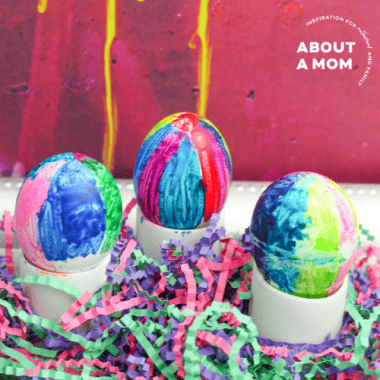 Looking for some Easter fun for kids? Try this melted crayon Easter eggs activity. It is a creative way to decorate eggs this Easter holiday. They are mess free and you won't have to use any smelly vinegar!