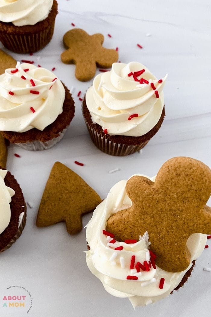 decorated gingerbread cupcakes