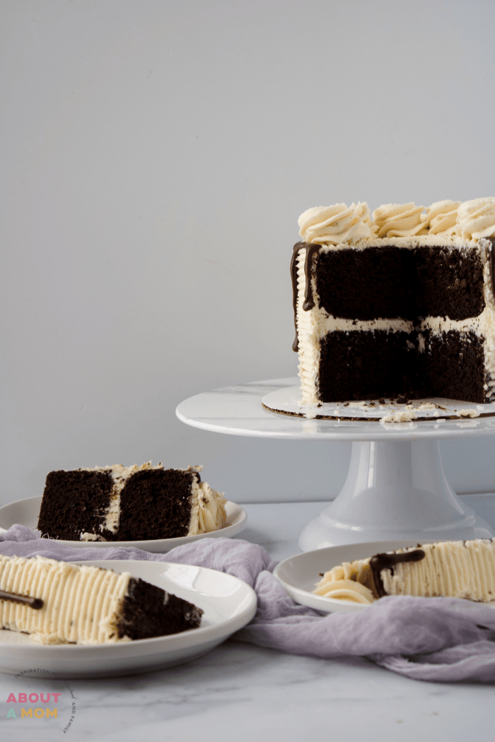 Make this Bailey's Irish Cream Cake to celebrate the holidays or any occasion. A decadent chocolate layer cake with a sinfully delicious Bailey's Irish Cream flavored buttercream frosting. This boozy cake is not only lovely to look at but tastes sinfully delicious.