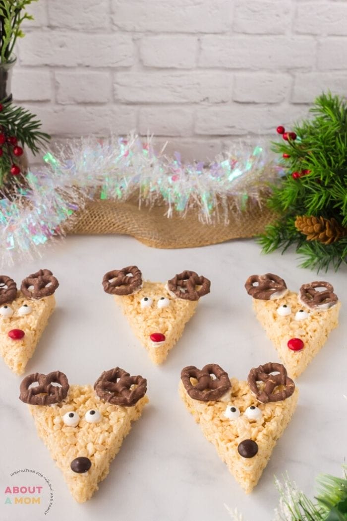 Need a simple and oh-so cute Christmas treat? No need to look any further, because these Reindeer Rice Krispie Treats are the perfect festive sweet-treat! They're easy to make and even easier to eat - so why not bring a batch of these Christmas rice krispie treats along to your next Christmas party?