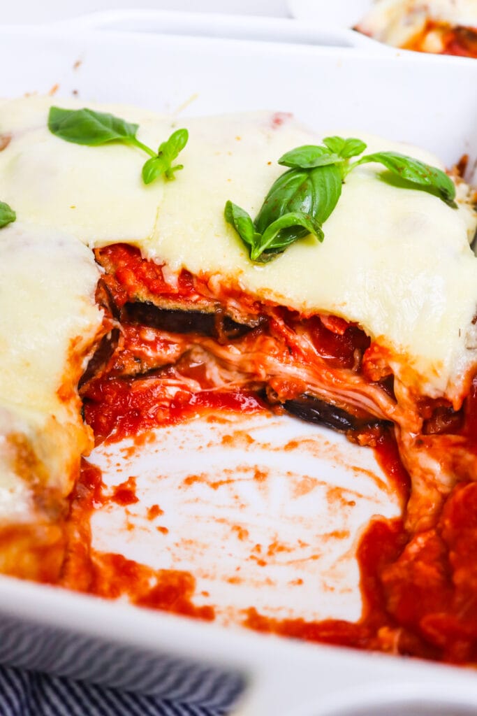 Easy and Delicious Eggplant Parmesan Recipe featured