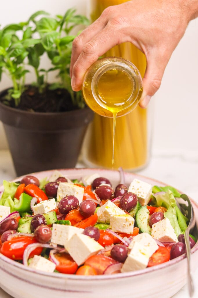 Easy Greek Salad Dressing Recipe featured