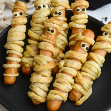 Easy Mummy Hot Dogs Recipe Feature-6