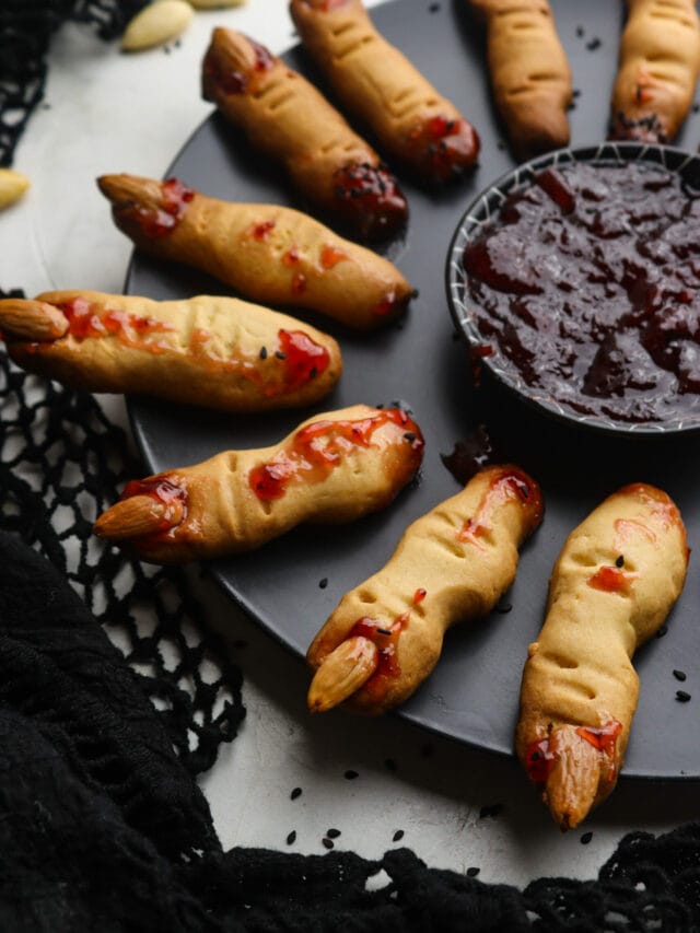 Spooky Witch Finger Cookies